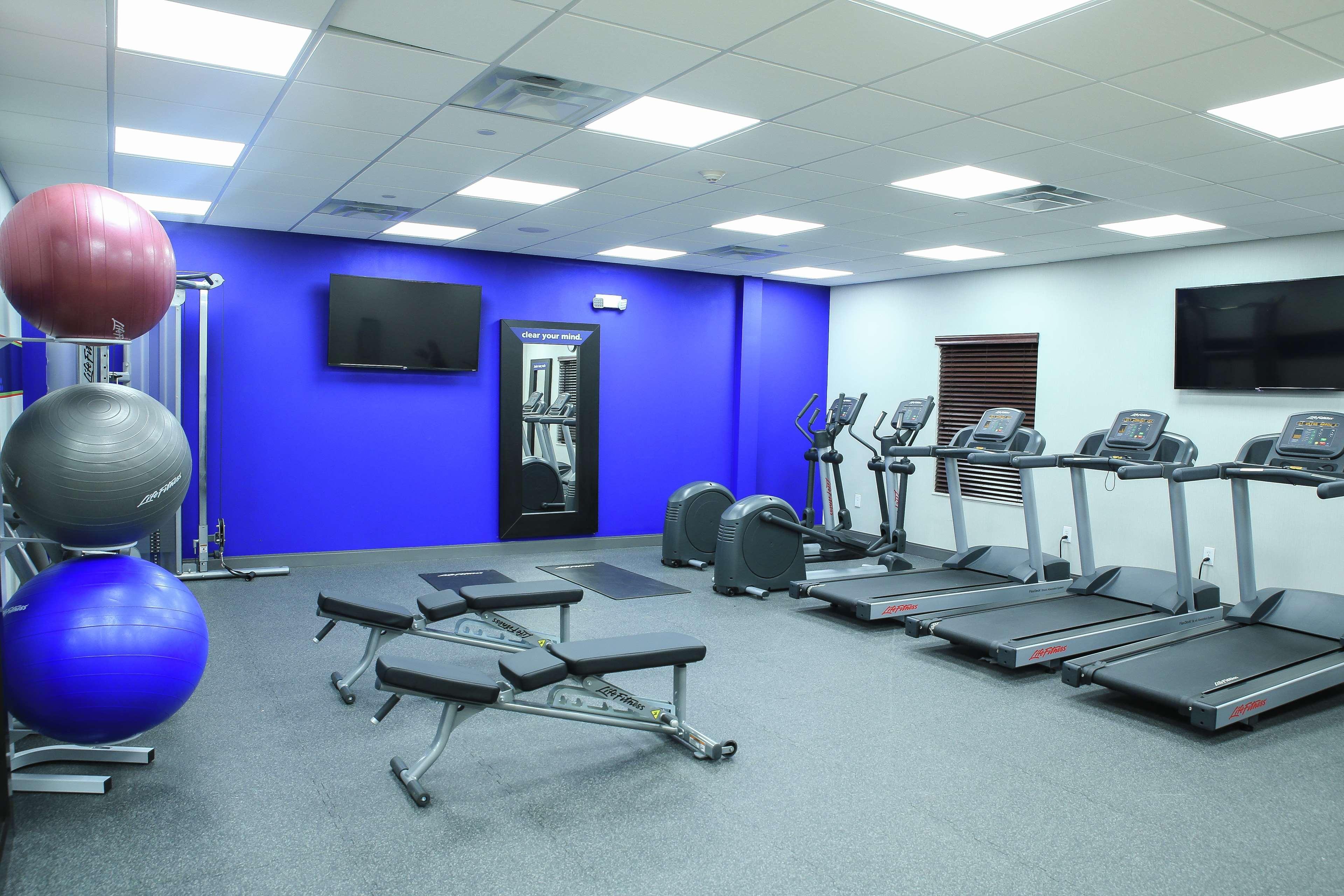 Hampton Inn & Suites Mount Laurel/Moorestown Bagian luar foto