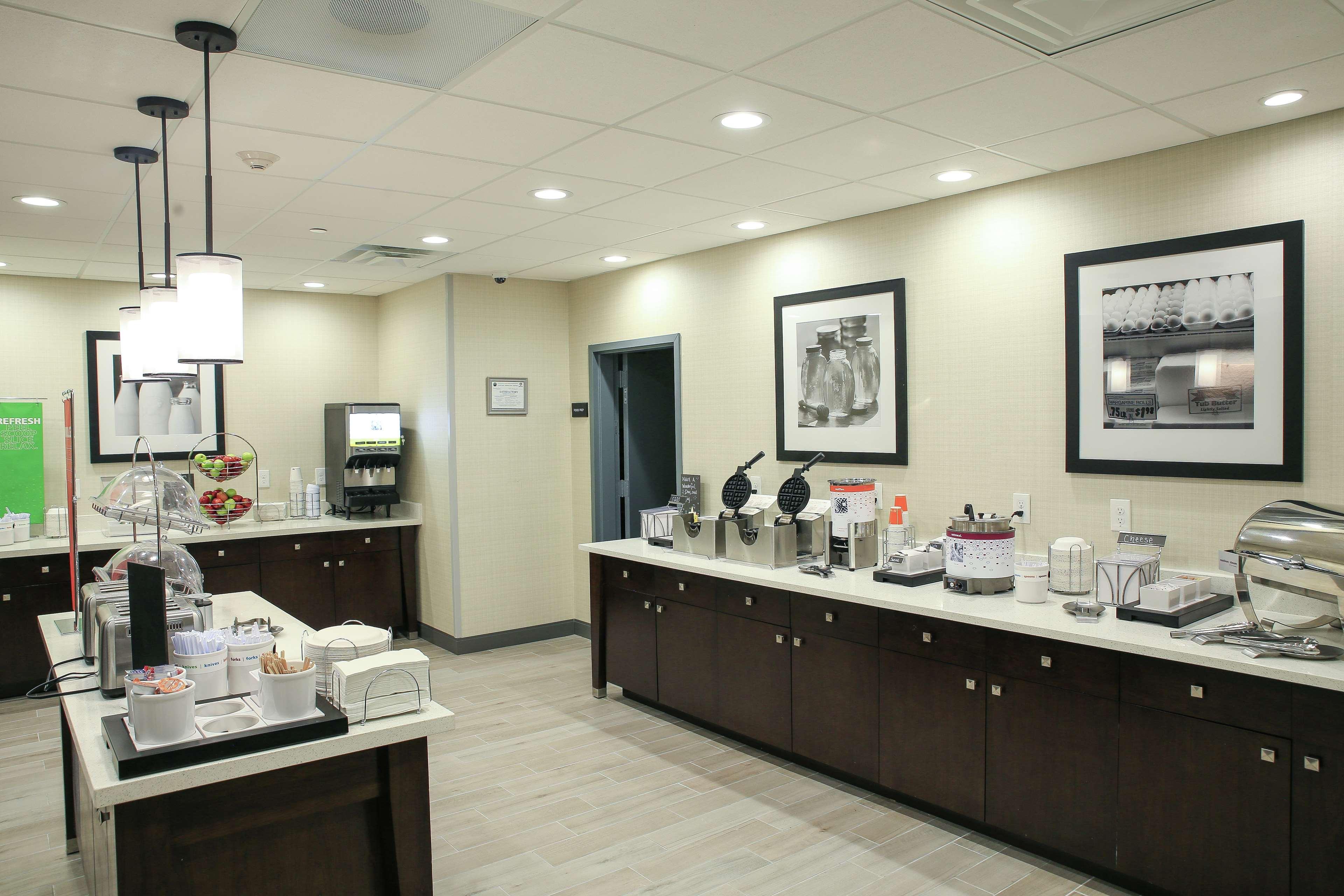 Hampton Inn & Suites Mount Laurel/Moorestown Bagian luar foto